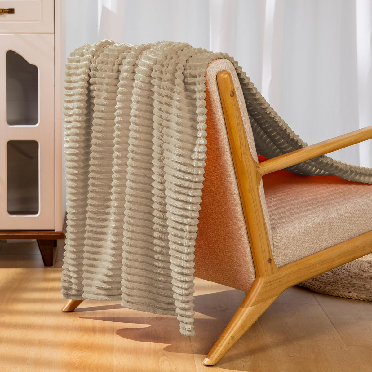 Flannel Fleece Throw Blanket for Couch,Sofa,Bed, 300GSM Striped Camel Blanket Throw for Adults and Kids, Super Soft Warm Cozy Lightweight Ribbed Light Brown Blanket for All-Season